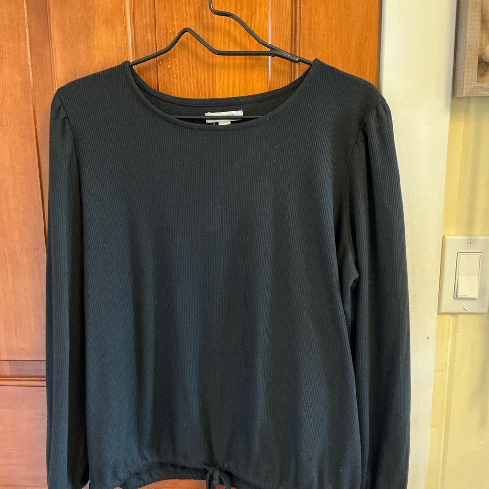 Nine West Black Ribbed Long-Sleeve Top with Drawstring Hem